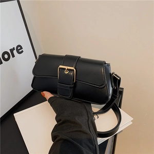 Retro French Style PU Leather Shoulder Bag For Women Gold Metal Buckle Baguette Bag Square Commuter Crossbody Bag
