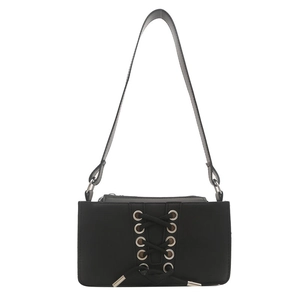 Sac sous le bras noir minimaliste avec laçage décoratif et œillets métalliques sur blanc