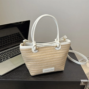 Sac fourre-tout en paille tissée avec poignées en cuir blanc et bandoulière amovible