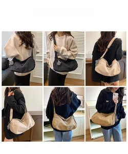 Collage van modellen die grote canvas tote bags dragen in beige, zwart en kaki