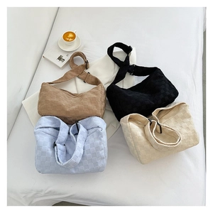 Women Checkerboard Plush Shoulder Bag Quilted Hobo Crossbody Bag Large Capacity Pillow Bag Minimalist Fashion Street Trend Handbag