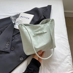 Sac fourre-tout vert menthe moderne avec texture marbrée et détail de nœud pour femme