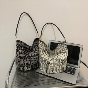 Sac à Bandoulière Vintage Imprimé Floral pour Femme en Tissu Grande Capacité Style Ethnique Rétro Sac à Main Hobo