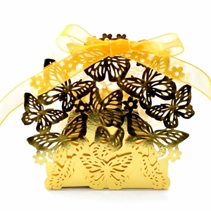 Laser Cut Butterfly Wedding Candy Box Elegant Pearlescent Paper Gift Box With Ribbon For Party Favor Chocolate Packaging