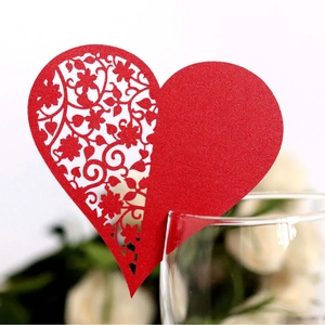 Laser Cut Heart Cup Card Artificial Pearl Paper Hollow Floral Design Place Card For Wedding Party Banquet Table Decoration