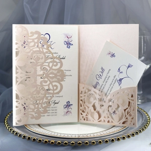 Laser-geschnittene Hochzeitseinladungen Set mit champagnerfarbener Spitze