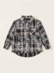 Classic plaid long sleeve cotton shirt for boys with artistic need lettering on pocket