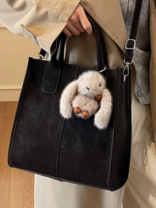2025 Winter black large capacity tote bag in suede with plush rabbit charm and shoulder strap