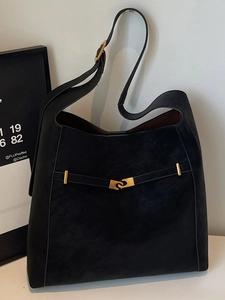 Women Retro Large Capacity PU Leather Bucket Bag Minimalist Solid Color Tote Bag With Metal Buckle Shoulder Crossbody Bag