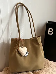 Vintage Women Suede Large Capacity Tote Bag Urban Minimalist Stitched Shoulder Bag With Heart Plush Charm Winter Commuting Bag