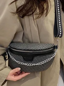 Sac de poitrine chic pied-de-poule gris avec chaîne argentée et sangle large