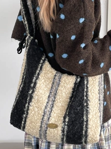 Winter striped faux fur tote bag with large capacity and soft plush texture