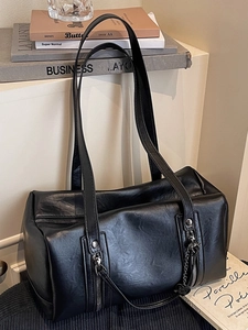 Vintage PU Leather Underarm Bag For Women Fashion Urban Minimalist Tote Bag With Vertical Zippers Heart Pendant Shoulder Bag