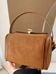 Sac Bandoulière Boîte en Cuir PU Rétro pour Femmes Grande Capacité Sac à Main de Docteur Avec Poignée Fermoir en Métal Chic