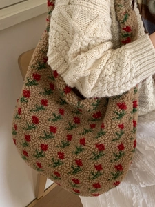 Borsa tote vintage floreale in lana di agnello per pendolari e scuola in inverno