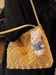 Sac cabas chic en peluche jaune chaud avec pendentif ours et bandoulière en cuir jaune