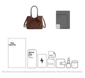 Détail de capacité du sac seau marron pouvant contenir un smartphone de 6,7 pouces