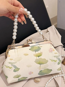 Hanfu style pearl handbag with lotus embroidery and beaded handle in elegant vintage design
