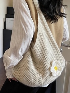 Chic cream knit hobo bag with 3D daisy flower and diamond crochet texture for women