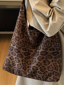 Grand sac cabas à imprimé léopard pour femme sac à épaule élégant pour l'hiver tendance