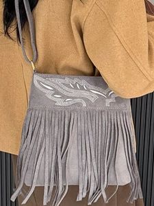 Sac seau rétro en daim gris avec broderie de feuilles et longues franges