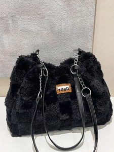 Borsa Tote in Peluche a Scacchiera Invernale da Donna di Grande Capacità Borsa a Tracolla in Pelliccia Sintetica Casual Borsa Sottobraccio in Stile Pigro Con Catena in Metallo Borsa a Mano in Colore a Contrasto