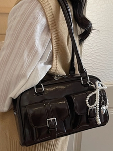 Vintage dark brown glossy underarm bag with pockets and pearl bow charm accessory