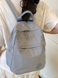 Sac à dos en nylon bleu clair grande capacité pour femmes idéal pour voyage