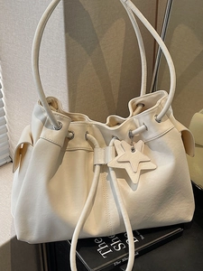 Fashion Women Large Capacity PU Leather Tote Bag Soft Drawstring Shoulder Bag With Star Pendant Retro Commuting Handbag