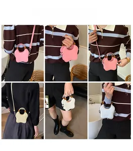 Détails de mini sacs à main en forme de fleur rose et blanc avec anses en perles de bois et bandoulière