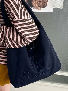Large capacity navy blue tote bag with embossed letter print for casual commuting fashion
