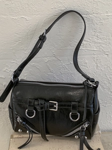 Damen Moto Stil PU Leder Schultertasche Retro Punk Y2K Umhängetasche Mit Dekorativen Reißverschlüssen Quasten Mini Kissentasche