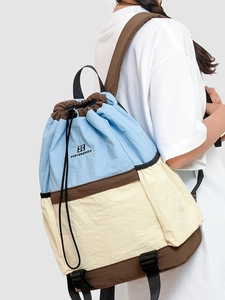 Three-color patchwork drawstring backpack with large capacity for travel and outdoor sports