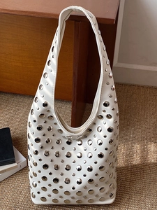 Women Rivet Underarm Bag Niche Motorcycle Style Studded Shoulder Bag PU Leather Large Capacity Commuting Fashion Hobo Bag