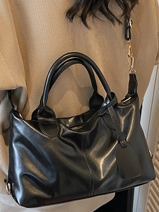 Minimalist large capacity black faux leather handbag with shoulder strap for women