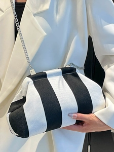 Borsa a tracolla alla moda a strisce bianche e nere con catena in metallo per donna
