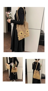 Détails de la maille d'un sac cabas en crochet kaki avec motifs floraux de tournesols