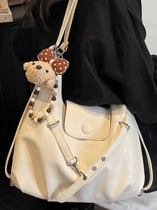 Minimalist cream white tote bag with a cute bear charm and large capacity for daily use