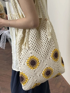 Sac fourre-tout léger au crochet avec tournesol et glands au style bohème vintage
