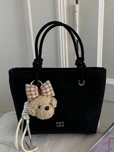Urban Minimalist PU Leather Bucket Bag For Women Fashion Crossbody Shoulder Bag With Cute Plush Bear Pendant Daily Tote