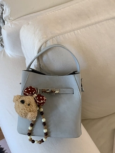 Vintage PU Leather Bucket Bag For Women With Plush Bear Pendant Retro Minimalist Crossbody Shoulder Bag With Internal Sub-Bag