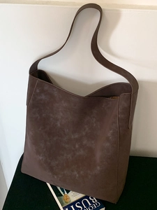 Borsa Tote in Pelle PU Opaca Minimalista a Grande Capacità per Donna Moda Borsa a Tracolla Casual Urbana Pendolare Borsa Sottoascellare