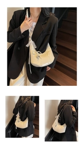 Chic white shoulder bag for women, retro dumpling crossbody bag with pearls and bow.