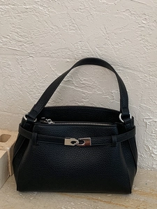 Borsa a Tracolla Quadrata da Donna in Pelle PU con Grana di Ciottolo Minimalista Urbana Borsa a Mano Elegante con Fibbia Magnetica