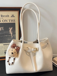 Sac Cabas en Cuir PU Rétro Coréen pour Femmes Grande Capacité Sac à Épaule Décontracté Avec Pendentif Ours en Peluche Sac Urbain