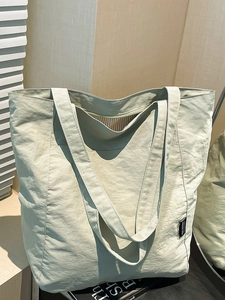 Large Capacity Wrinkled Polyester Tote Bag For Women Lightweight Shoulder Bag Korean Style Solid Color Fabric Shopping Handbag
