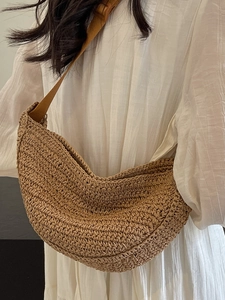 Elegante borsa a tracolla in paglia intrecciata beige per vacanze estive al mare