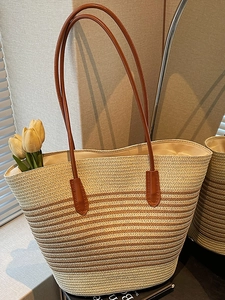 Large Capacity Striped Straw Tote Bag For Women Handwoven Beach Vacation Shoulder Bag Commuter Zippered Top Handle Handbag