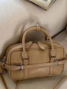 Sac Bowling Vintage Style Coréen pour Femmes Sac Carré Petit en Cuir PU Mode Sac à Main Bandoulière Sac Urbain Simple