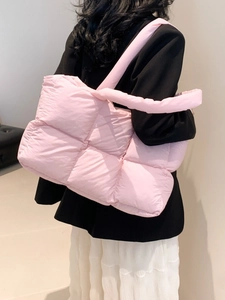 Sac Fourre-tout Matelassé Puffer pour Femme Grande Capacité en Nylon Rembourré Sac à Épaule Couleur Unie Automne Hiver Mode
